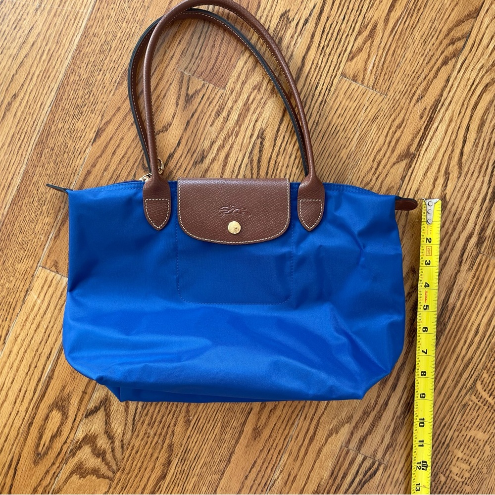NWOT Longchamp Original Medium Nylon Tote Bag, blue.